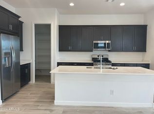 3902 E Kenley Ln, San Tan Valley, AZ 85143