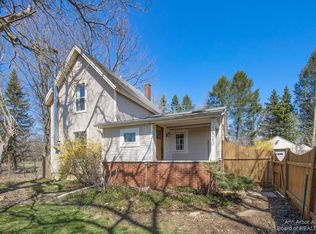 14060 Dexter Chelsea Rd, Chelsea, MI 48118