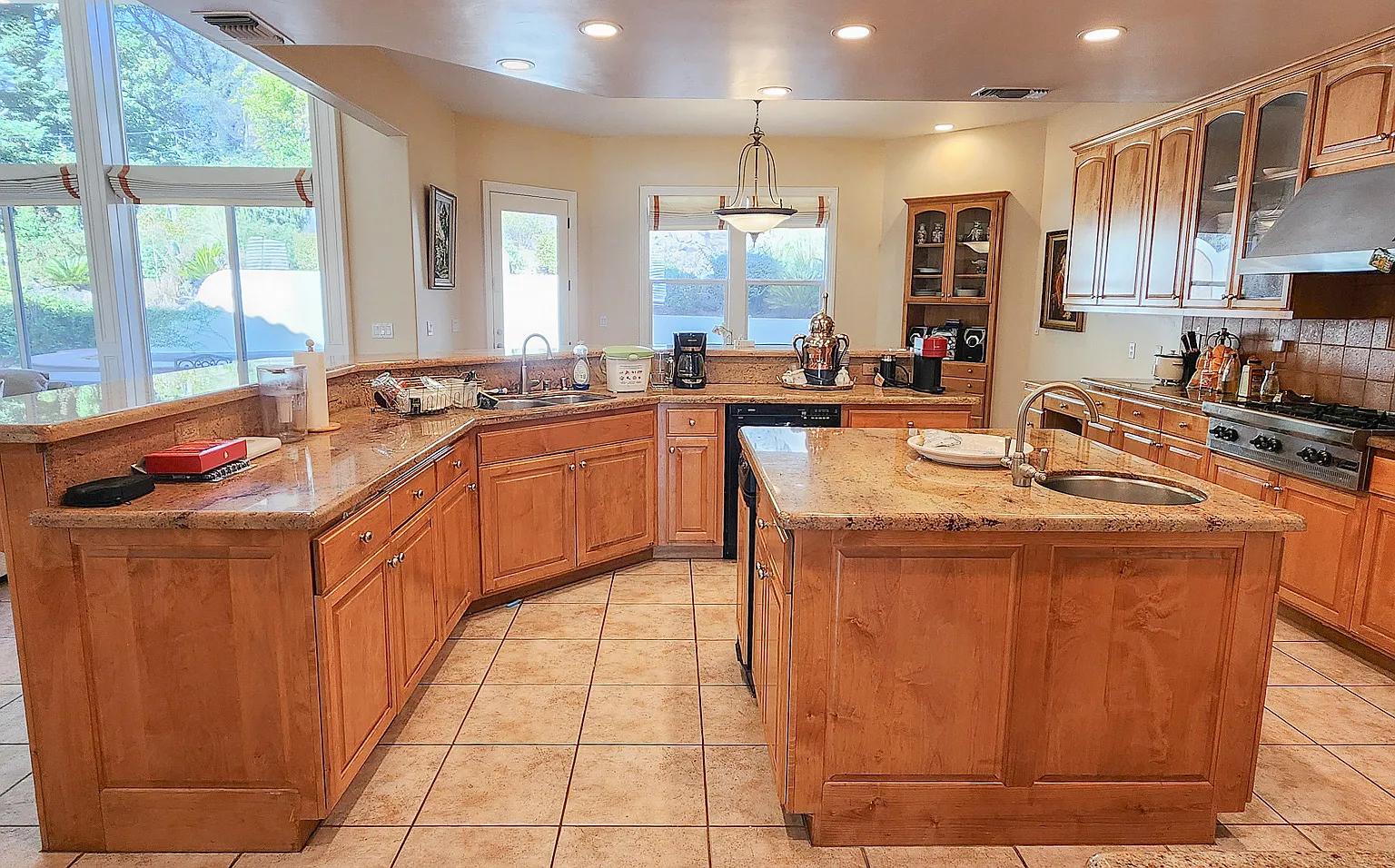 Los Lagos Cir S, Granite Bay — Photo 4