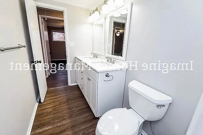 1879 Hillsdale Dr #1 — Photo 10