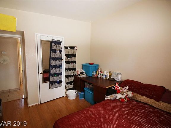 4th image of 1691 Coronado Ave