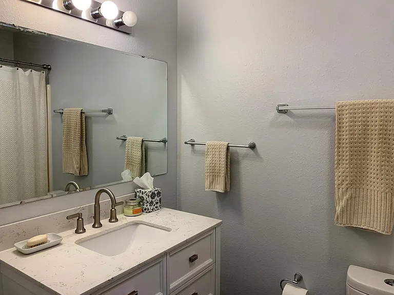 990 Doane Rd — Photo 10
