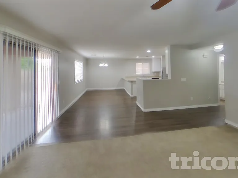 12922 W Fleetwood Ln — Photo 2