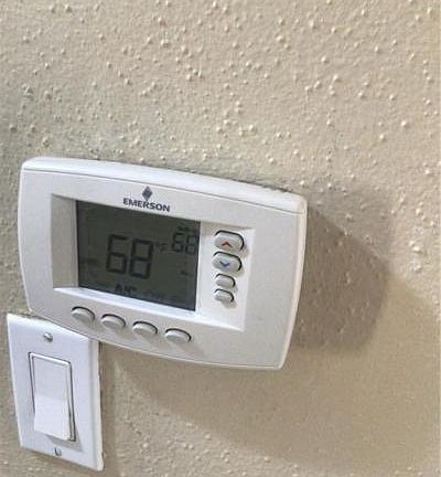 3rd image of 5347 Forest Park Ln