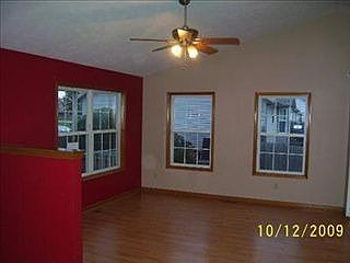 4th image of 3177 Meadowcroft Ln