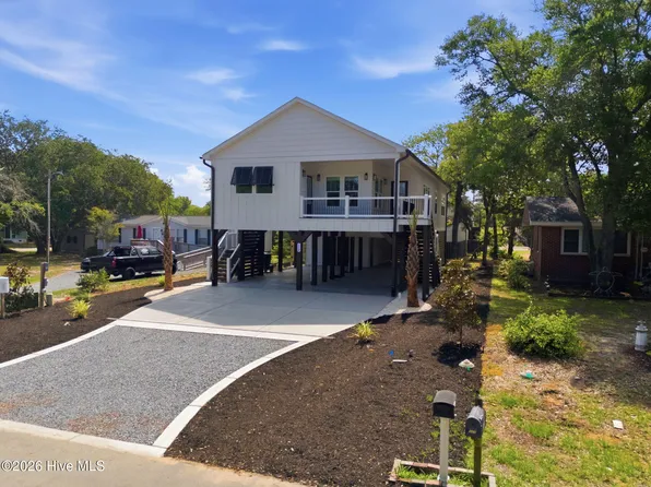 112 NE 65th Street, Oak Island, NC 28465