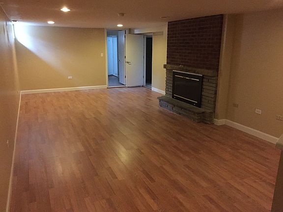 2nd image of 2691 Benton St