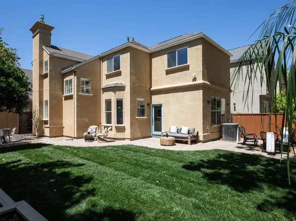 119 Concord Cir, Mountain View, CA 94040