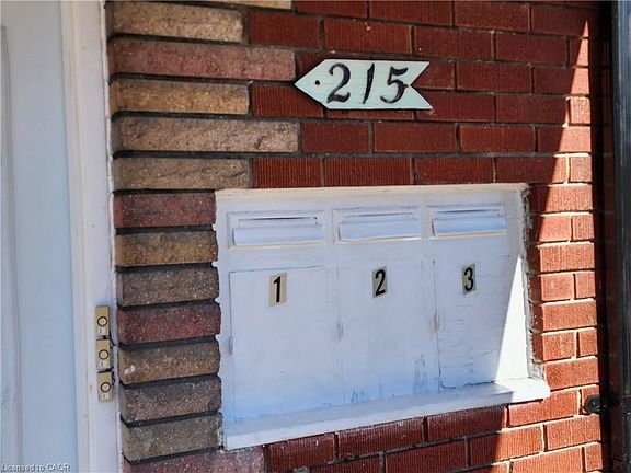 5th image of 215 Belleview Ave