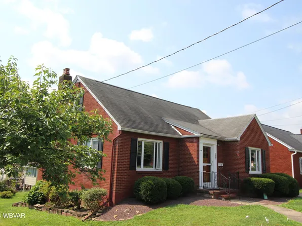606 W Walnut St, Lock Haven, PA 17745