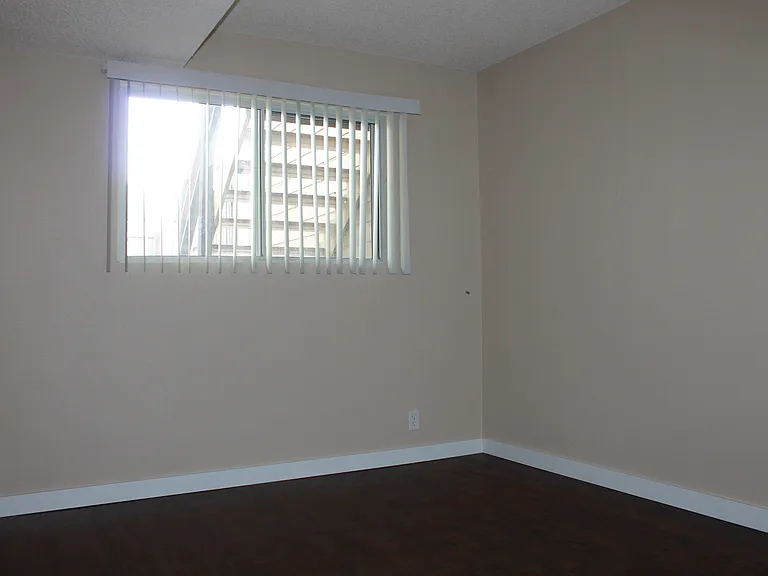 1588 Loran Dr — Photo 9