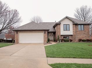 5109 S Winslow Ct, Springfield, MO 65810