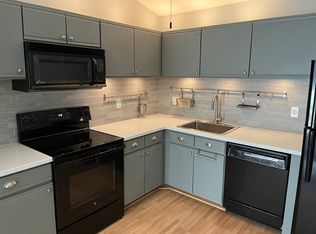 7409 Triwoods Dr APT K, Saint Louis, MO 63119