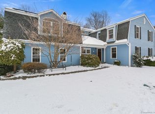 73 Ferndale Dr, Easton, CT 06612