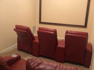 2883 Battlecrest Dr, Decatur, GA 30034