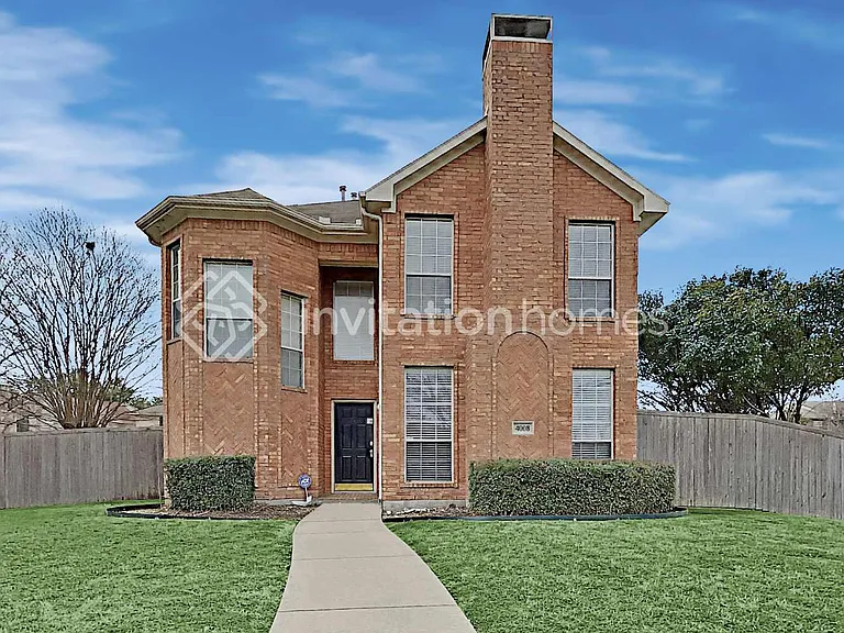 4008 Briarbend Rd — Photo 1