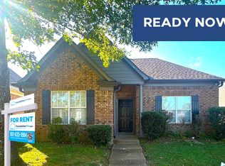 10093 Mill Hill Ave, Cordova, TN 38016