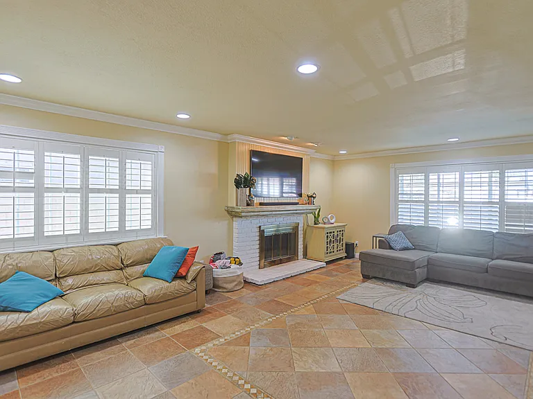 119 S Jeanine Way — Photo 13
