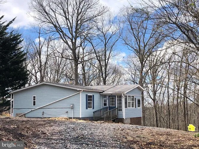 171 Beaver Ln photo 1