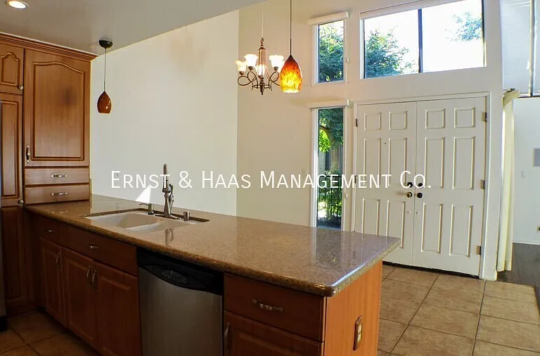 7021 Alondra Blvd #26 — Photo 11