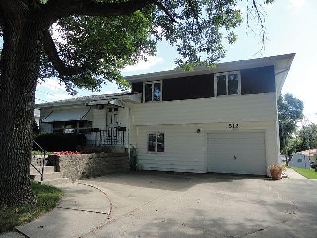 1st image of 512 N Arminda Ave