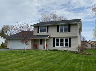 18 Wethersfield Rd, Rochester, NY 14624