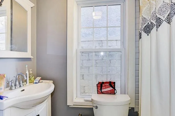 Bath Window