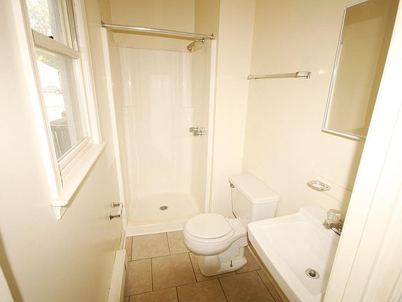 4th image of 1503 Liberty Ave