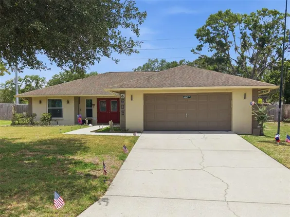 2605 Bridle Dr, Plant City, FL 33566