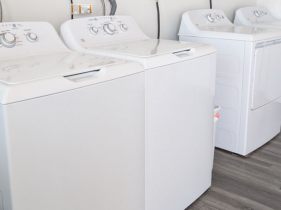 Washer/dryer on site