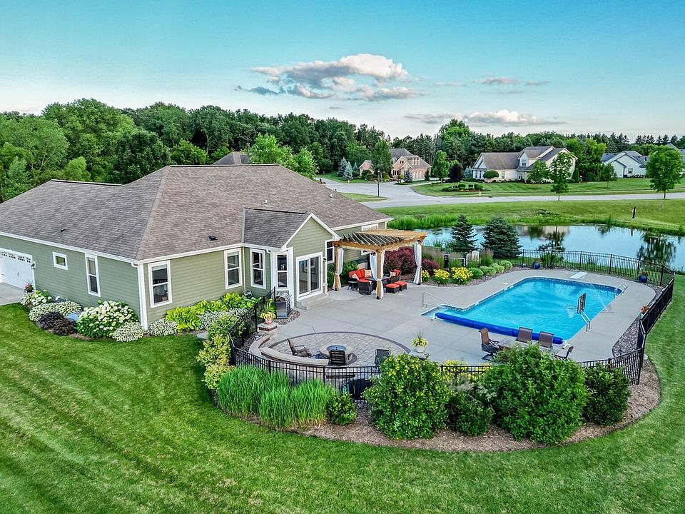 1st image of W245N7335 Stonefield DRIVE