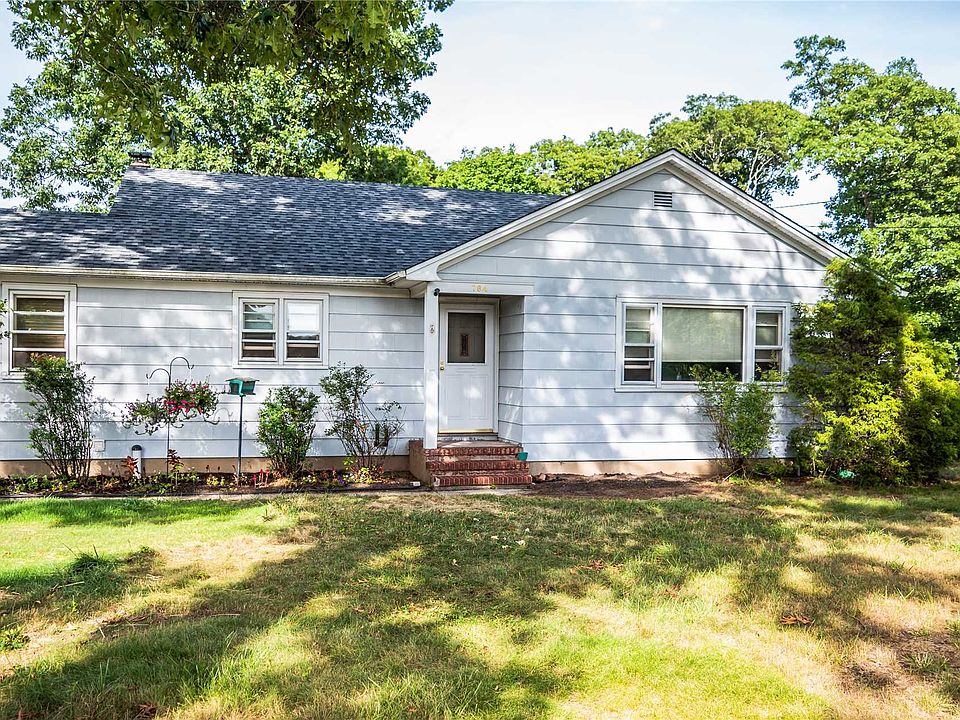 1st image of 784 Raynor Ave