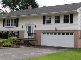 1870 Lilac Rd, York, PA 17408