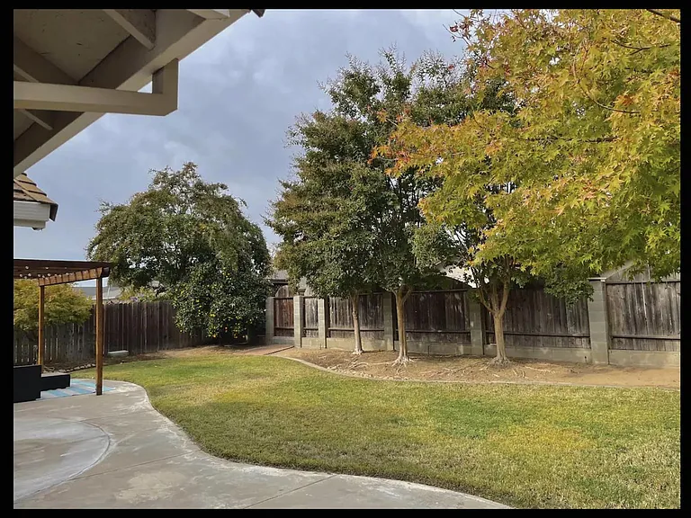 2507 W Elm St — Photo 9