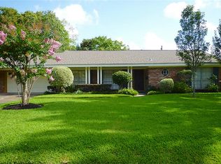 4706 Creekbend Dr, Houston, TX 77035