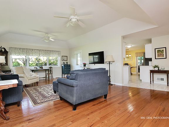 2nd image of 9209 Anthony Ln