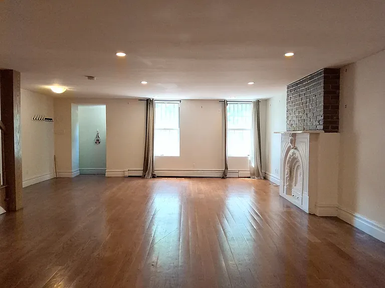 459 Lexington Ave #1A — Photo 8