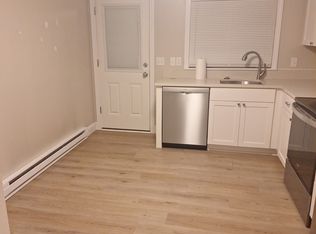Bayview Apartments - 21D, Belfast, ME 04915