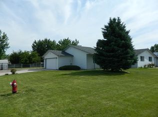 8196 W Desert Ave, Boise, ID 83709