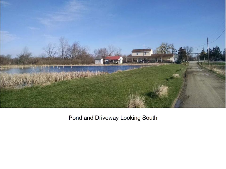 1st image of 400 S Maurer Dr