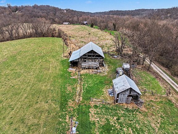 3rd image of 5394 Belleview Rd