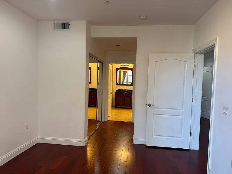 151 El Camino Real — Photo 12