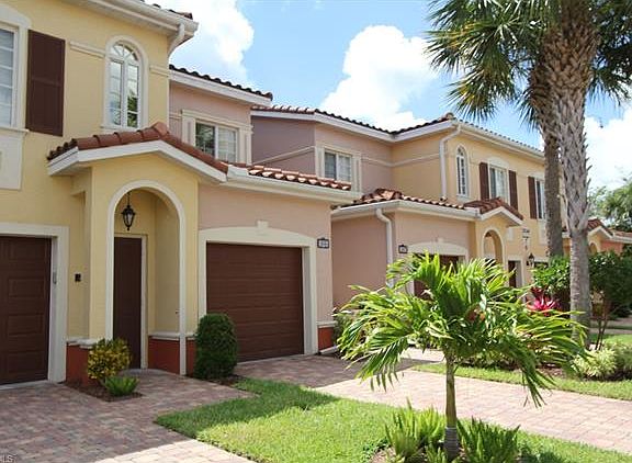 3rd image of 20260 Estero Gardens Cir Unit 205