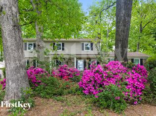 6404 Pencade Ln, Charlotte, NC 28215