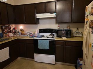 397 S 2nd St APT 1, Saint Helens, OR 97051