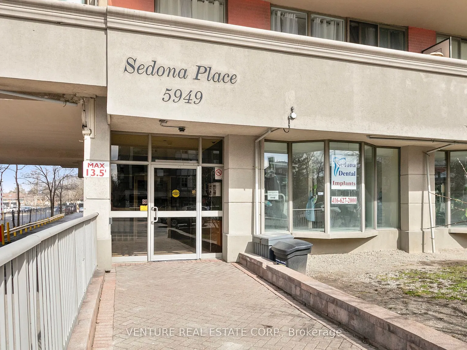 Sedona Place — Photo 2