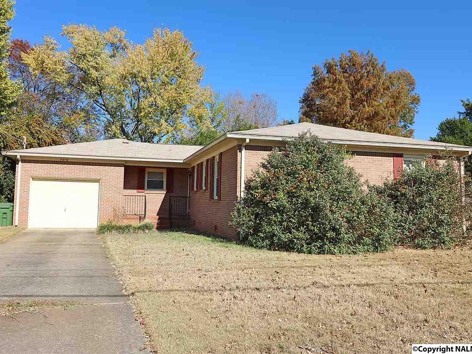 1st image of 11216 Hillwood Dr SE