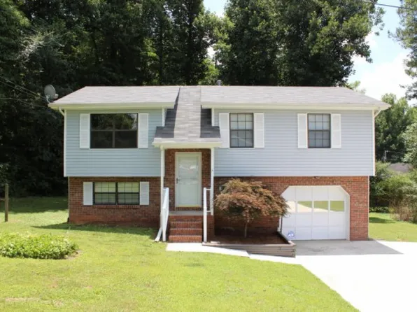112 Stegall St, Rossville, GA 30741