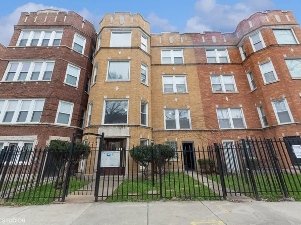 7829 S Essex Ave, Chicago, IL 60649