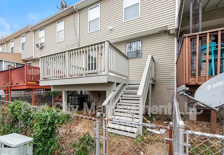 1507 Retreat St #1 — Photo 21